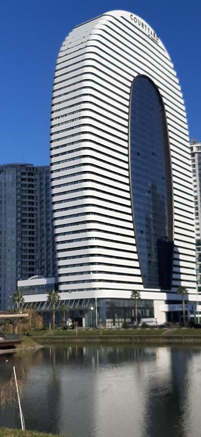 Ferienwohnung Sea Breeze In Batumi Exterior foto