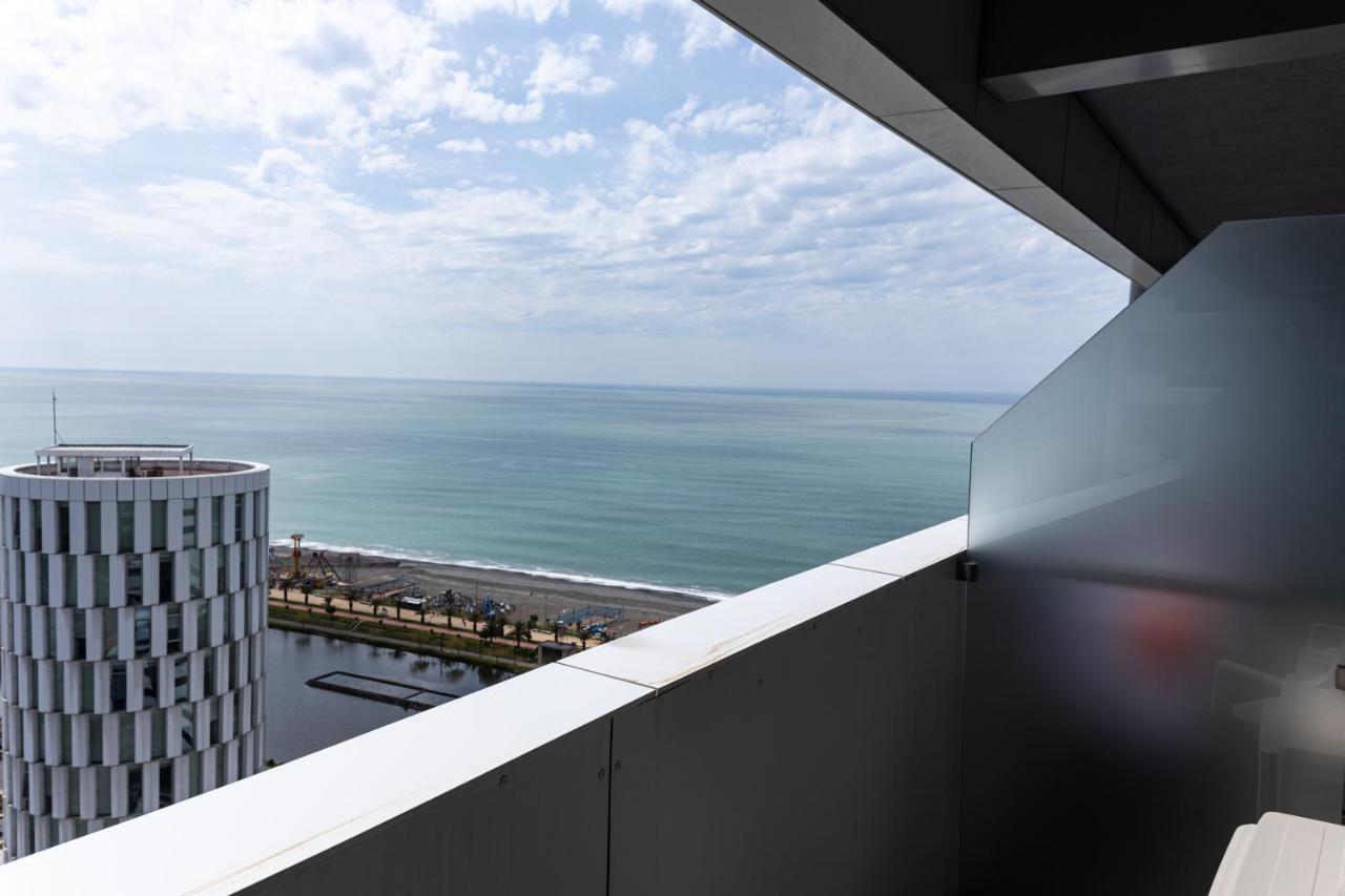 Ferienwohnung Sea Breeze In Batumi Exterior foto